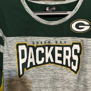 🐇 Women’s 3/4 sleeve NFL Green Bay Packer’s shirt with Rhinestones